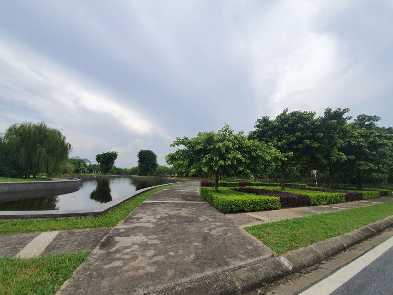Công viên dọc trục chính dự án Hà Đô Charm Villas